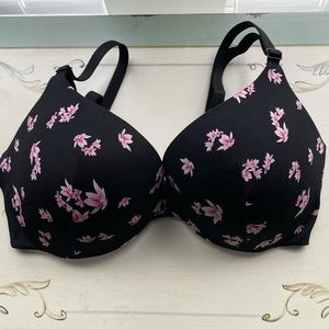 Victoria’s Secret bra